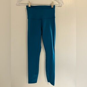 Lululemon Women Blue Wunder Under Leggings SZ 2
